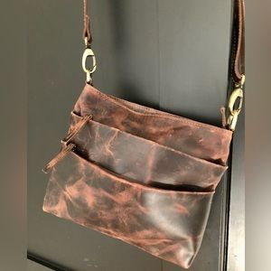Montana Hudson Distressed Gen. Leather Zippered Crossbody Shoulder Bag w/Pockets
